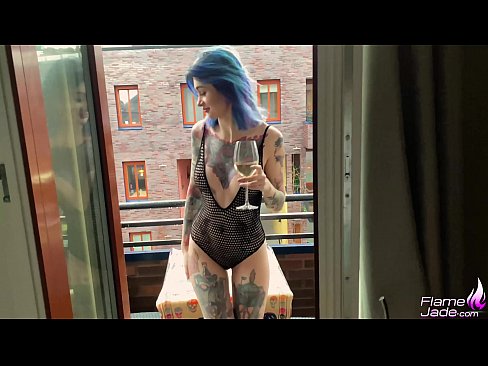 ❤️ Sjajna djevojka sisa gutljajem i strastveno jebe pod otvorenim nebom ️ Kvalitativna pornografija na bs.dewporn.ru